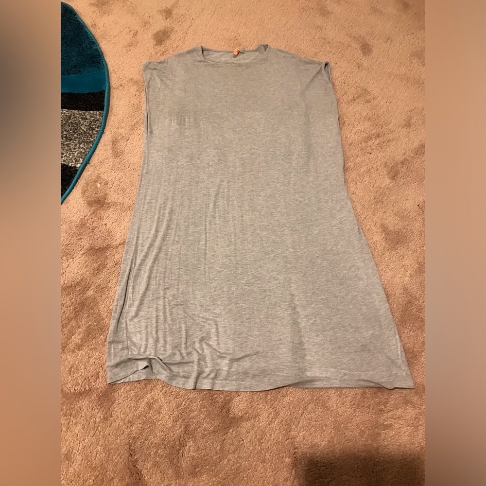 Gray Sleeveless Women's dress with extra top cover